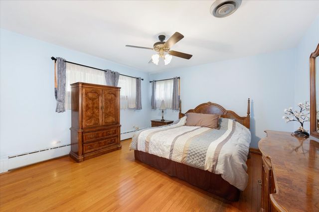 418 East End Avenue, Hillside, IL 60162