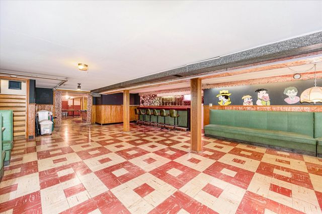 418 East End Avenue, Hillside, IL 60162