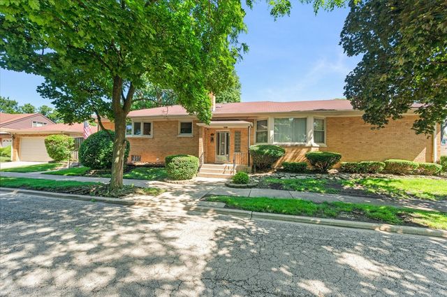 418 East End Avenue, Hillside, IL 60162