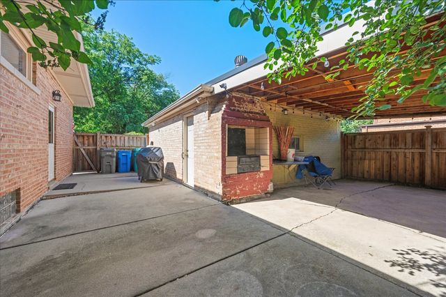 418 East End Avenue, Hillside, IL 60162
