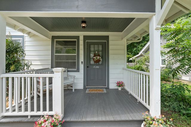 1605 E Cairo Street, Springfield, MO 65802