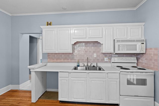 1605 E Cairo Street, Springfield, MO 65802