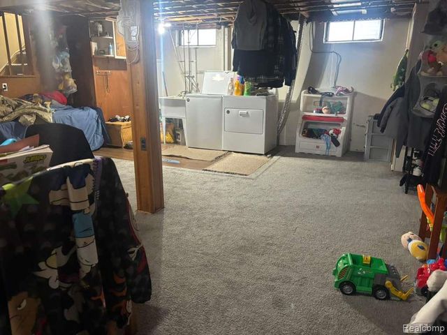 26126 N 26126 STUDENT Avenue, Redford Charter Township, MI 48239