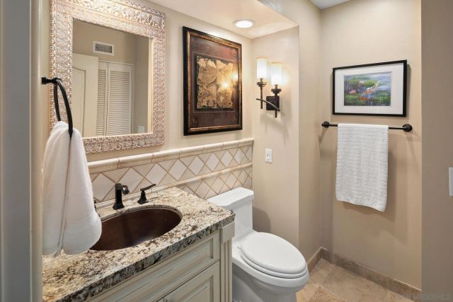 1100 Pine St, Coronado, CA 92118