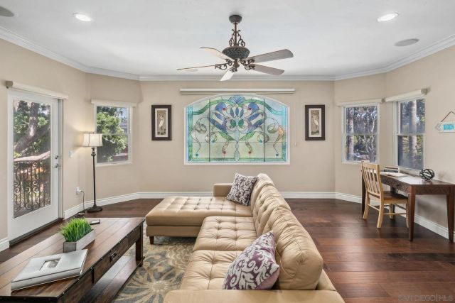 1100 Pine St, Coronado, CA 92118