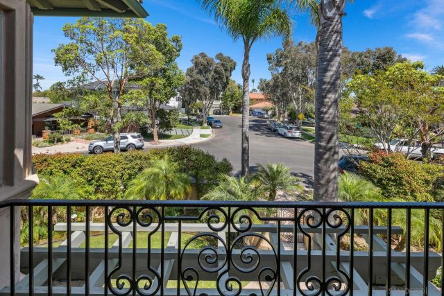 1100 Pine St, Coronado, CA 92118