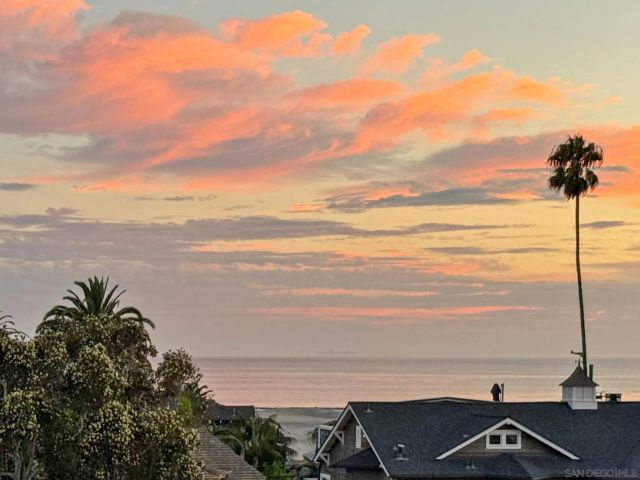 1100 Pine St, Coronado, CA 92118