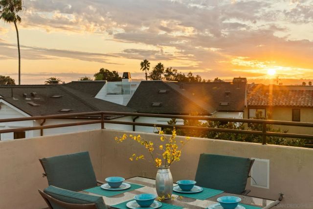 1100 Pine St, Coronado, CA 92118