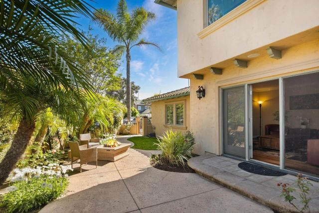 1100 Pine St, Coronado, CA 92118