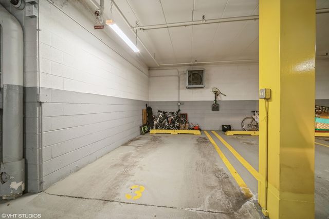 1380 Oakwood Avenue 306, Des Plaines, IL 60016