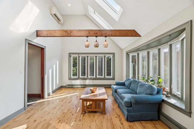 184 Hartland Hill Road, Hartland, VT 05048
