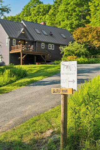 184 Hartland Hill Road, Hartland, VT 05048