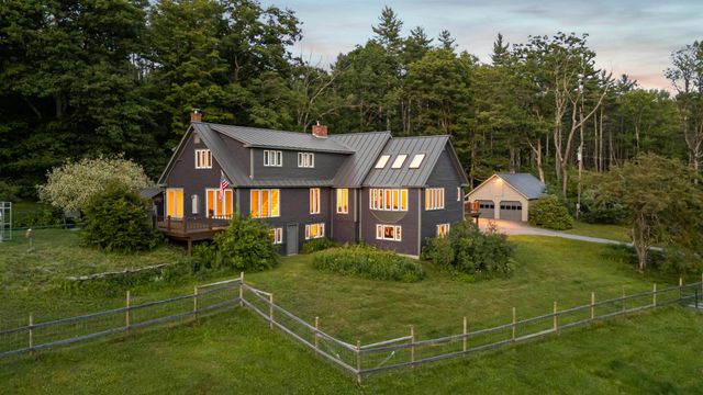 184 Hartland Hill Road, Hartland, VT 05048