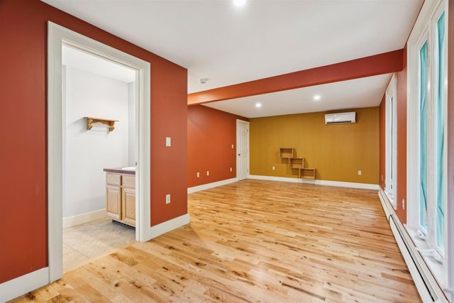 184 Hartland Hill Road, Hartland, VT 05048