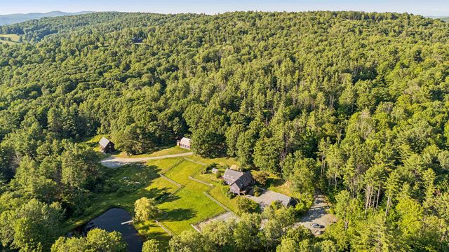 184 Hartland Hill Road, Hartland, VT 05048