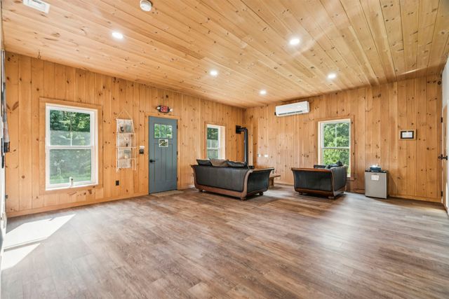 184 Hartland Hill Road, Hartland, VT 05048