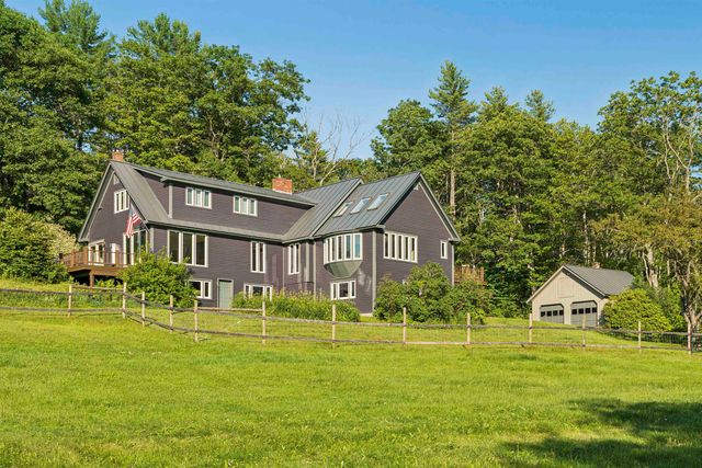 184 Hartland Hill Road, Hartland, VT 05048
