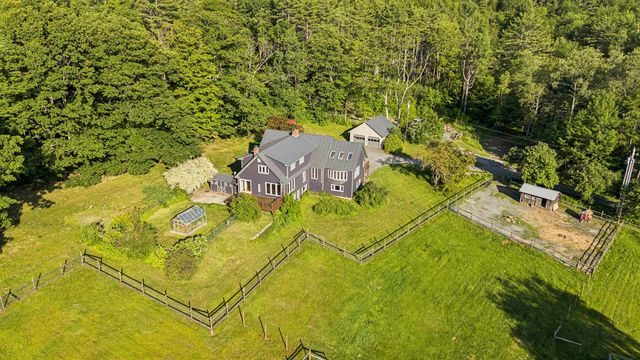 184 Hartland Hill Road, Hartland, VT 05048