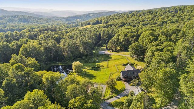 184 Hartland Hill Road, Hartland, VT 05048