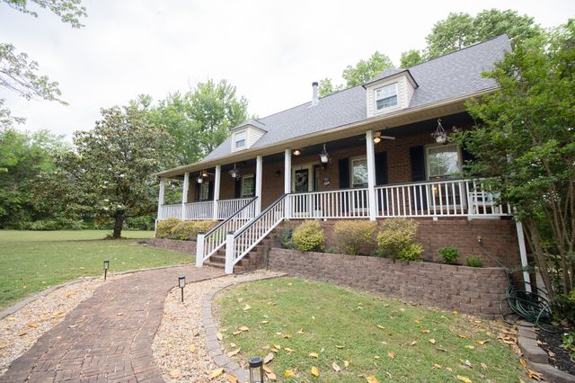 146 Volunteer Rd, Murfreesboro, TN 37128