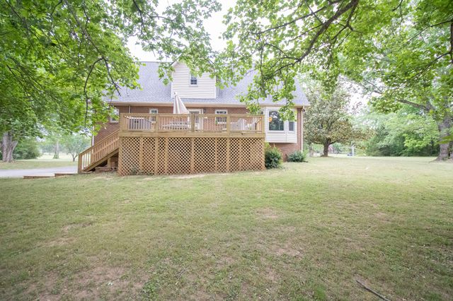 146 Volunteer Rd, Murfreesboro, TN 37128