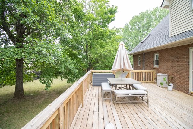 146 Volunteer Rd, Murfreesboro, TN 37128