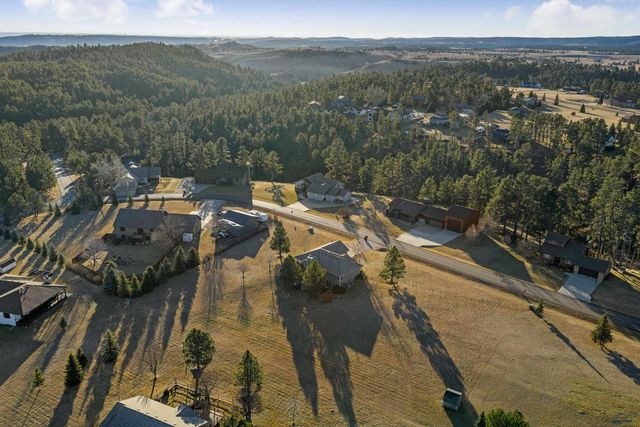 8470 HEATHER DR, Rapid City, SD 57702