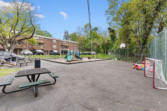 100 Cedar Street B34, Dobbs Ferry, NY 10522