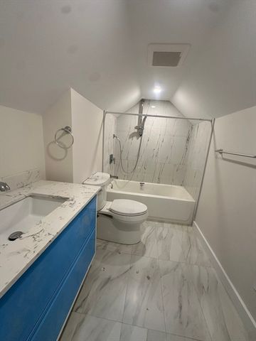 5 Walnut Ave 3, Stoughton, MA 02072