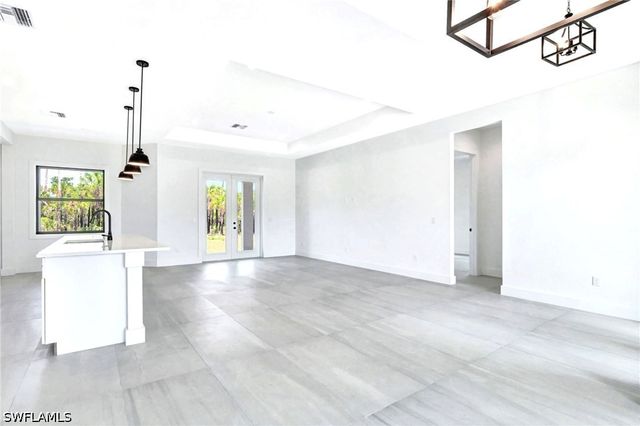 2633 22nd AVE SE, Naples, FL 34117
