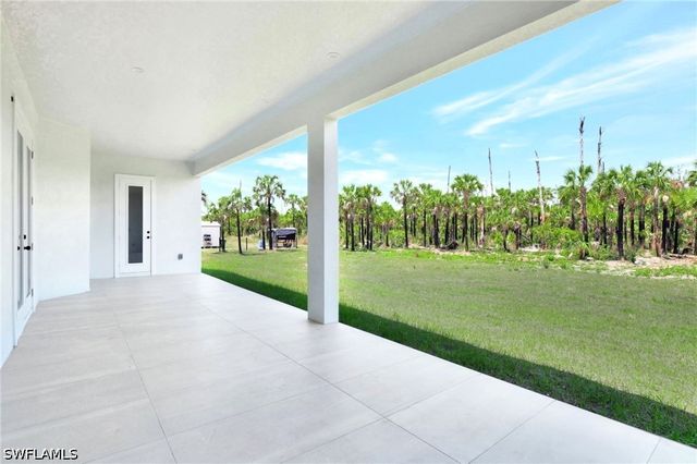 2633 22nd AVE SE, Naples, FL 34117
