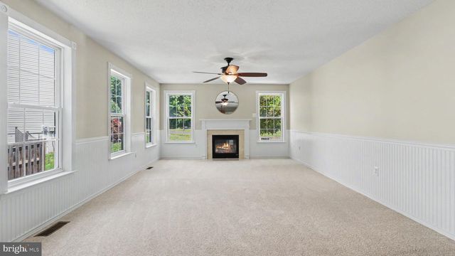 101 POWHATAN CT, La Plata, MD 20646