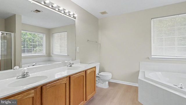 101 POWHATAN CT, La Plata, MD 20646