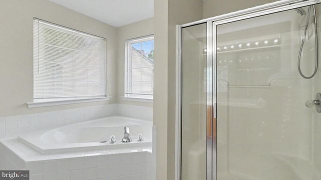 101 POWHATAN CT, La Plata, MD 20646