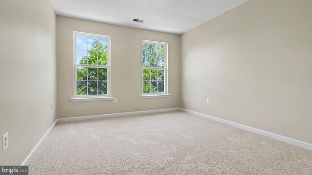101 POWHATAN CT, La Plata, MD 20646