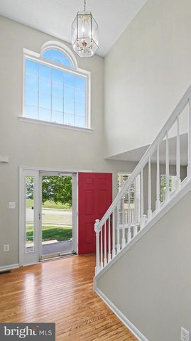 101 POWHATAN CT, La Plata, MD 20646