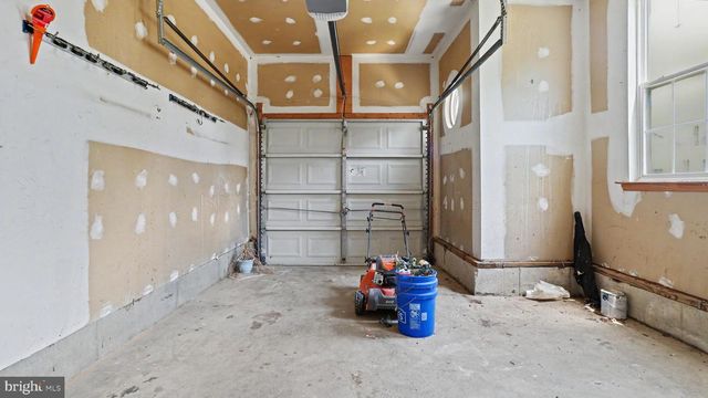101 POWHATAN CT, La Plata, MD 20646
