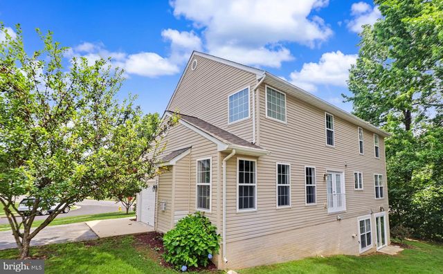 101 POWHATAN CT, La Plata, MD 20646