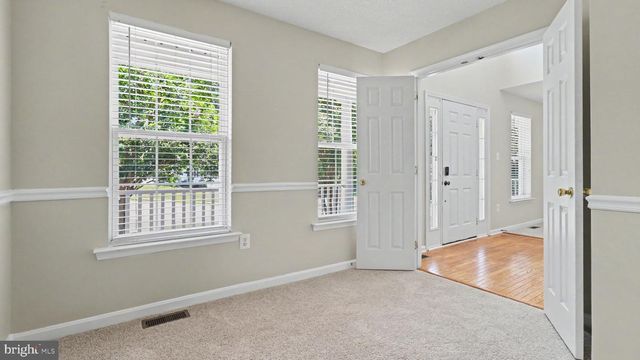 101 POWHATAN CT, La Plata, MD 20646