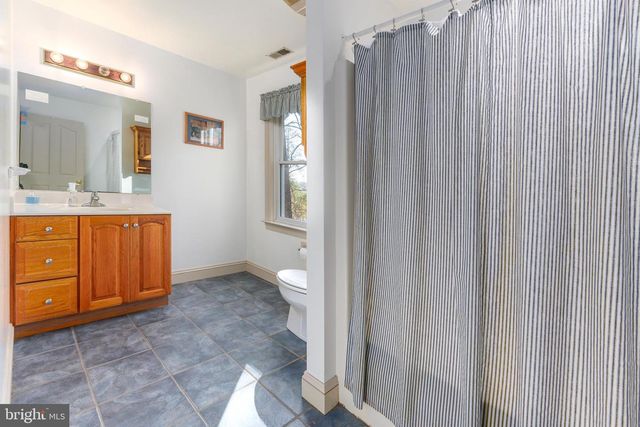8605 HICKORY PL, Denton, MD 21629