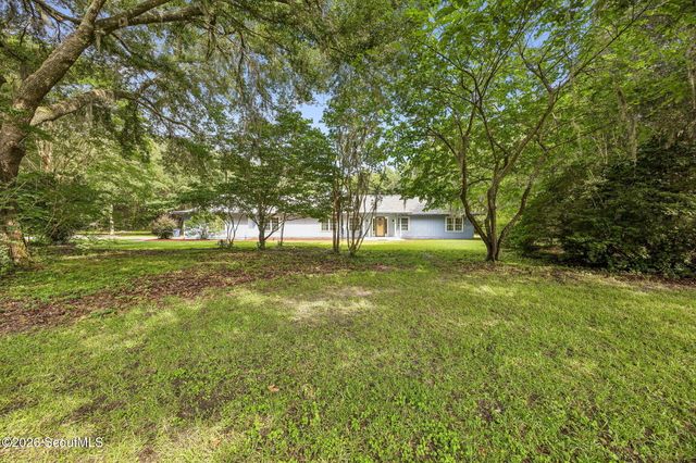 331 Magna Carta Drive, Woodbine, GA 31569