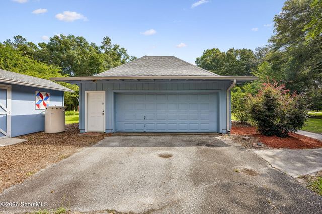 331 Magna Carta Drive, Woodbine, GA 31569