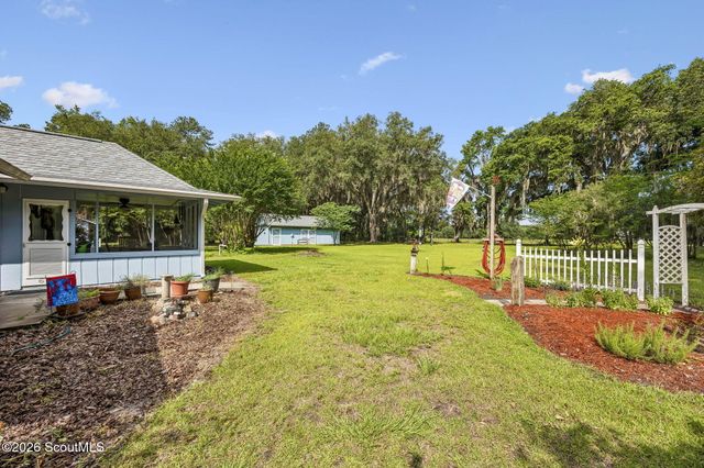 331 Magna Carta Drive, Woodbine, GA 31569