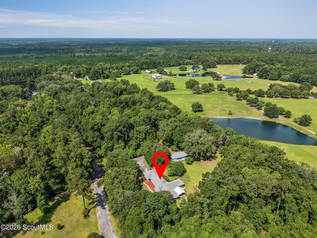 331 Magna Carta Drive, Woodbine, GA 31569