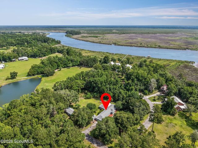 331 Magna Carta Drive, Woodbine, GA 31569