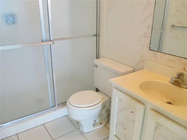 1624 Pine Valley DR 217, Fort Myers, FL 33907