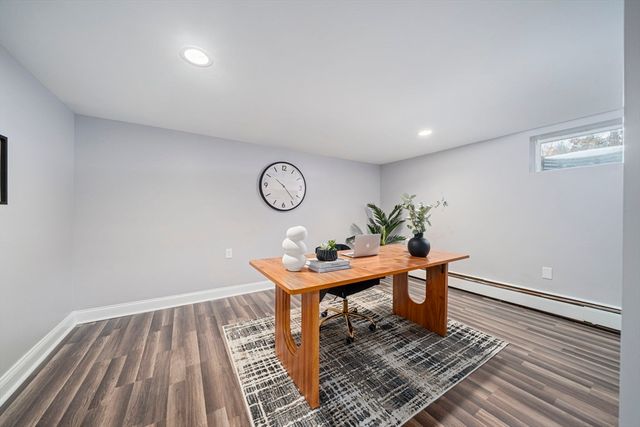 8 Conway Lane, Foxboro, MA 02035