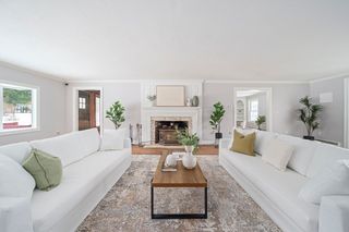 8 Conway Lane, Foxboro, MA 02035
