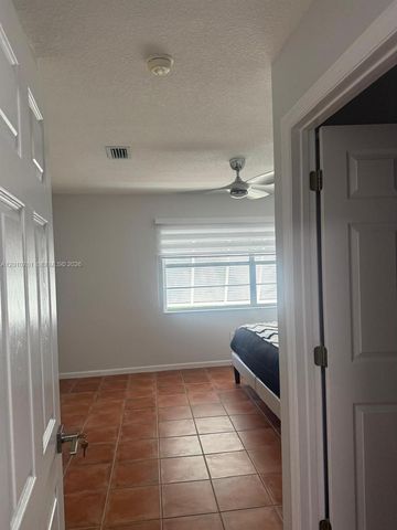 6524 SW 114th Avenue 6524, Miami, FL 33173