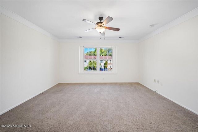 8 Deptford Court 6, Freehold, NJ 07728